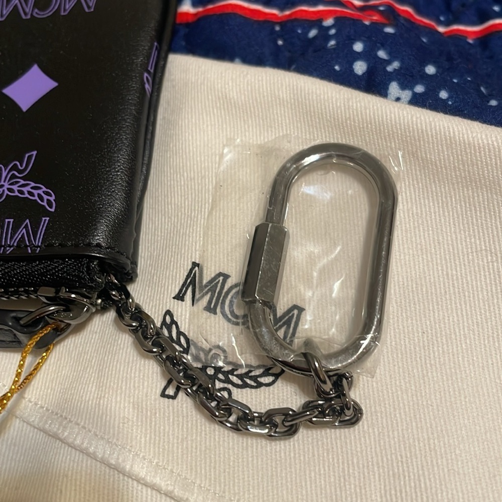 MCM Coin Purse/Key Holder/Card Holder - Picture 10 of 15